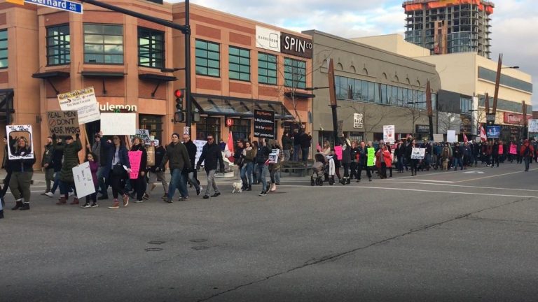Coronavirus: Hundreds attend anti-restriction rally in downtown Kelowna