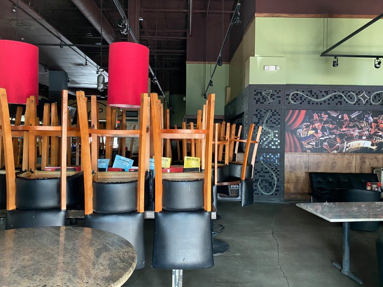 Alberta businesses react to new, tighter COVID-19 restrictions