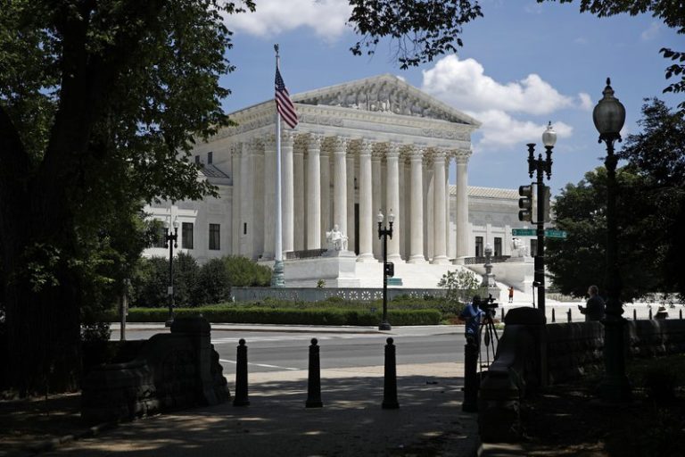 Trump, 17 states join Texas’ attempt to overturn U.S. election loss at Supreme Court