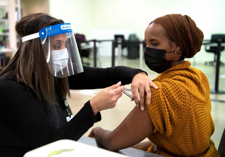 Canada adds 6,345 new coronavirus cases as vaccinations continue