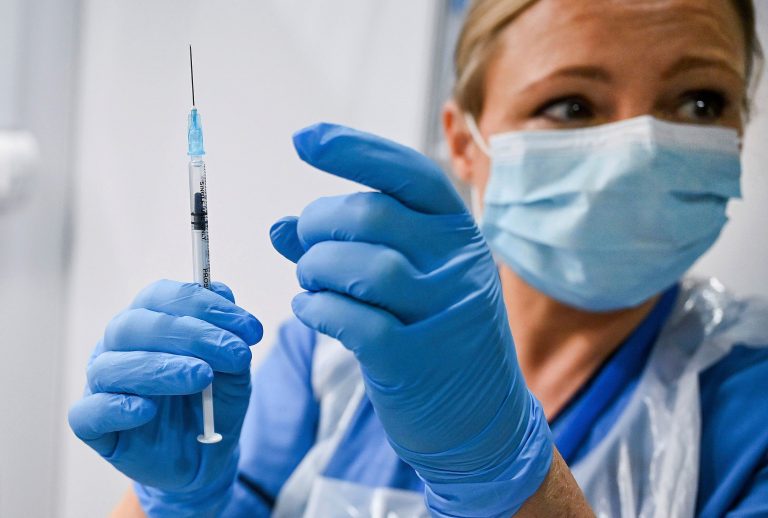 U.S. faces final step in race to give Pfizer’s coronavirus vaccine the green light