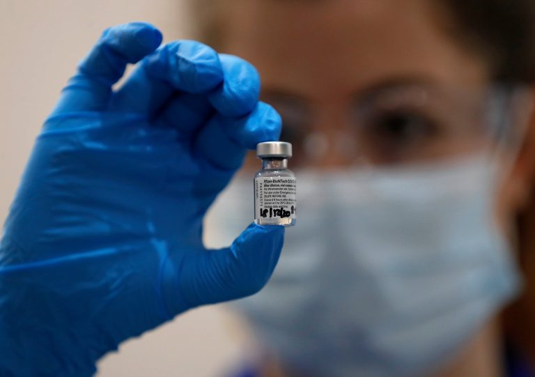 Ontario to give COVID-19 vaccine rollout update, immunizations start Tuesday