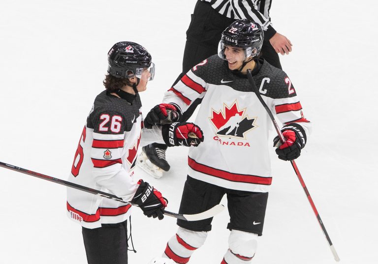Canada hangs on for 3-1 win over Slovakia in world junior championship