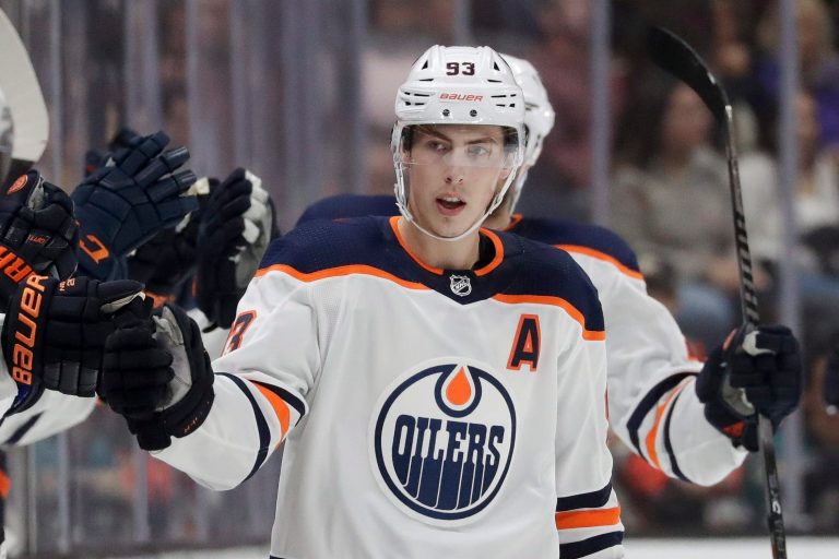 Edmonton Oilers’ Ryan Nugent-Hopkins puts contract on back burner with NHL season about to start