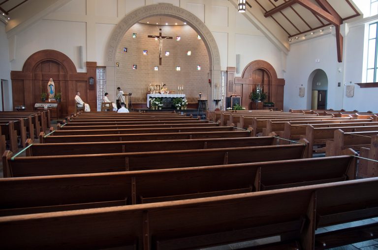 Police monitoring Chilliwack, B.C. churches that defied COVID-19 restrictions