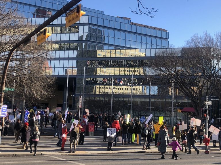 COVID-19: Calgary ‘freedom’ protests net more fines