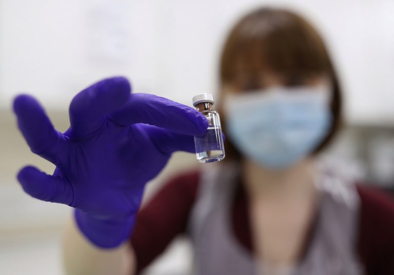 COMMENTARY: Justin Trudeau got his COVID-19 vaccine Xmas gift, but the Grinch still looms