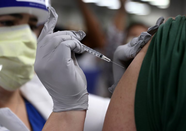Coronavirus: Phase 1 of delivery plan begins with first COVID-19 vaccinations in Saskatoon