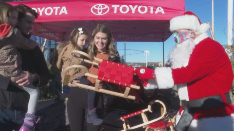 Hundreds of sleds donated to families in Cochrane, including girl who survived five organ transplants