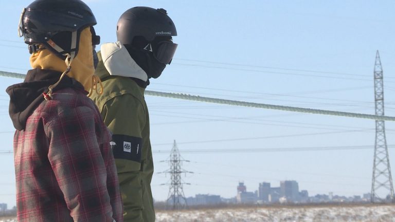 Coronavirus: How COVID-19 is impacting Manitoba ski slopes this winter