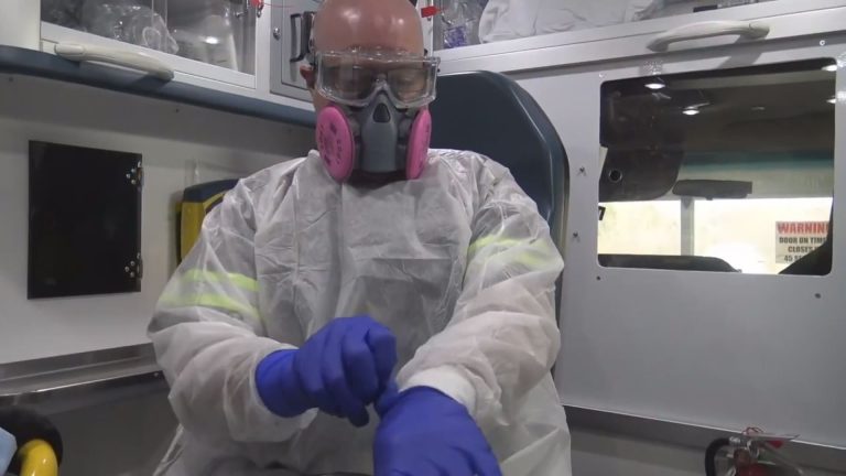 N.S., N.B. paramedics face different challenges accessing COVID-19 vaccine