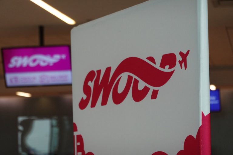 Halifax woman calls out airline for not enforcing COVID-19 health protocols during flight Halifax woman calls out airline for not enforcing COVID-19 health protocols during flight