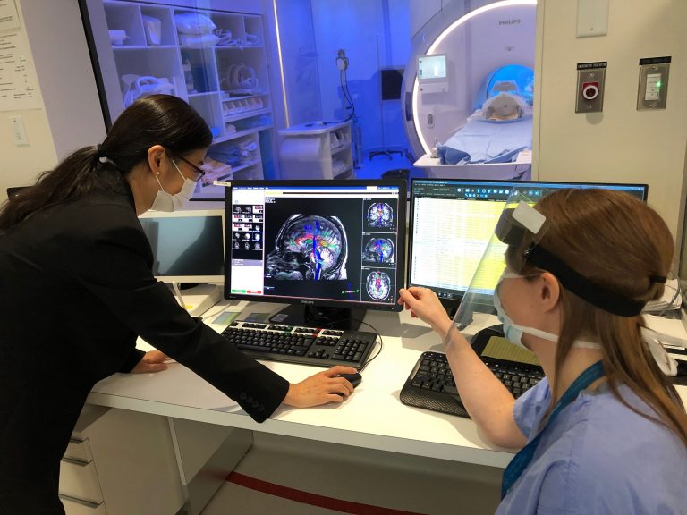 Coronavirus: How COVID-19 could damage the brain