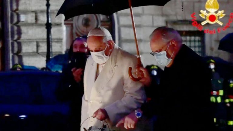 Pope’s Midnight Mass to start early to respect COVID curfew