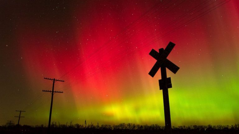 Northern lights a ‘big miss,’ US space forecaster says