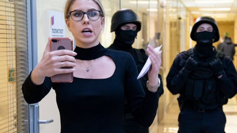 Top associate of Russia’s Navalny released from detention