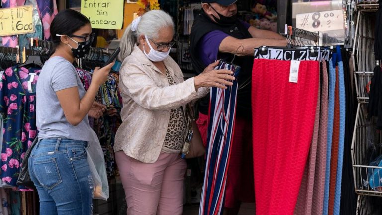 Consumer spending drops 0.4%, first decline since April