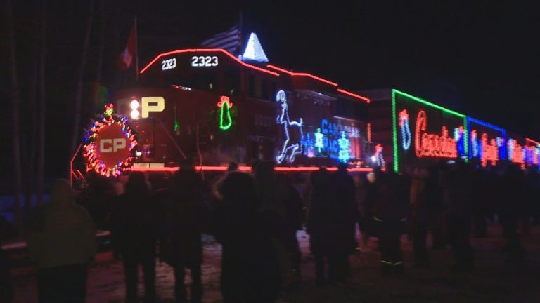 CP Holiday Train performances go online this year