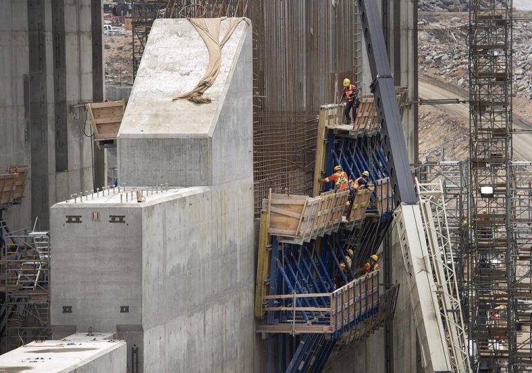 Federal government offers debt relief for N.L.’s troubled Muskrat Falls project