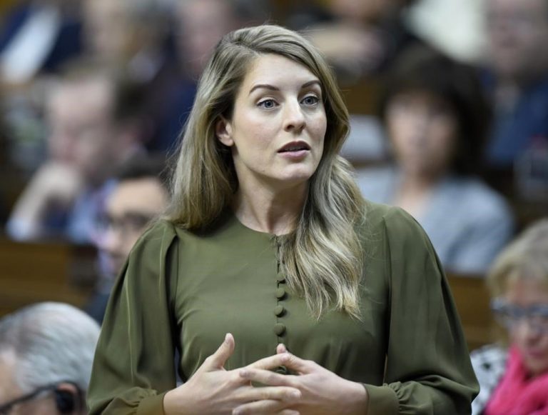 Feds working on plan to help tourism industry battered by coronavirus restrictions: Joly