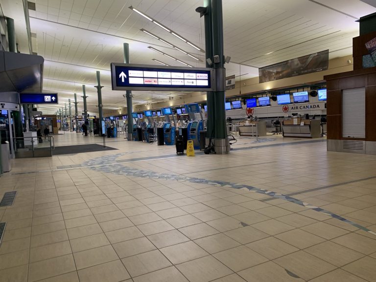 Edmonton International Airport ‘drastically much slower’ this holiday season