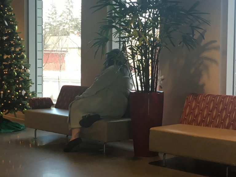 ‘I always see the fire’: Dozens still displaced after fire in Calgary apartment building