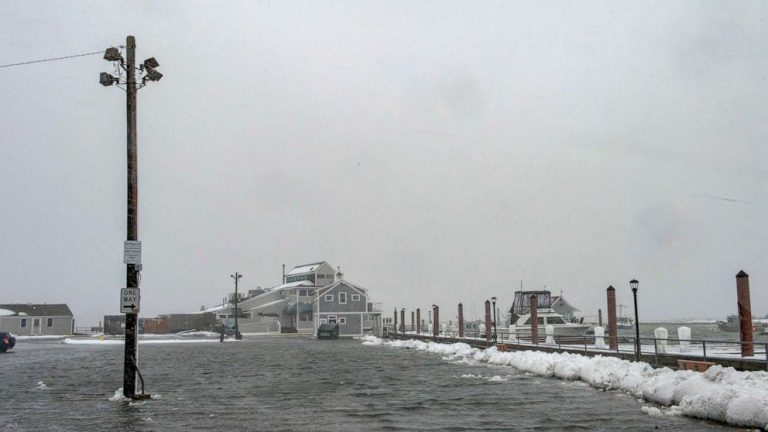 Christmas week storm to sweep US with flooding, snow, thunderstorms