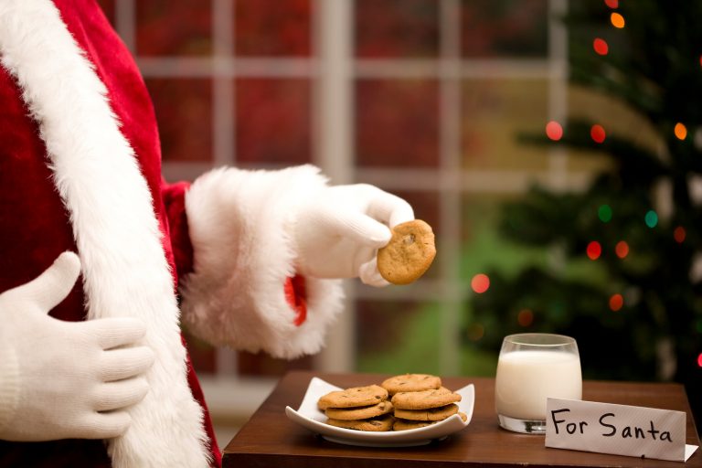 Coronavirus: Santa Claus granted travel exemption for Christmas in Ottawa