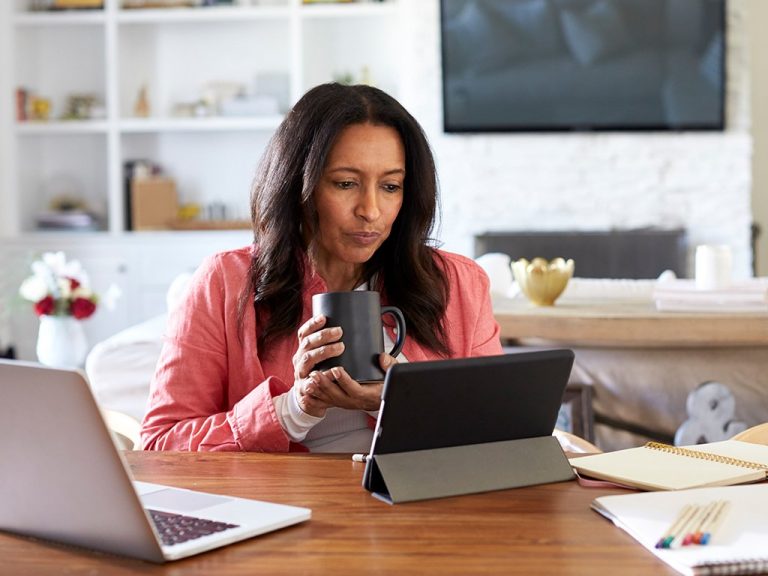 More employees want to work from home once COVID-19 pandemic ends, survey finds