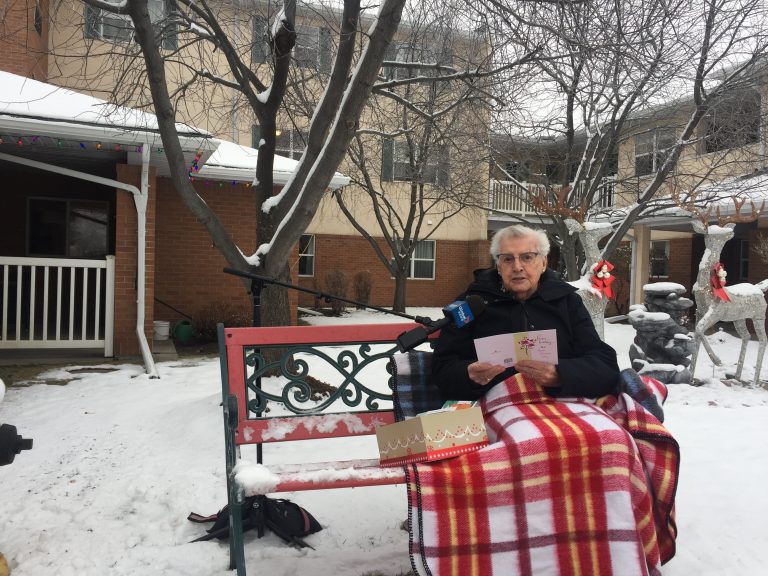 Calgary woman inspires Canadians to send her grandma cards for 95th birthday