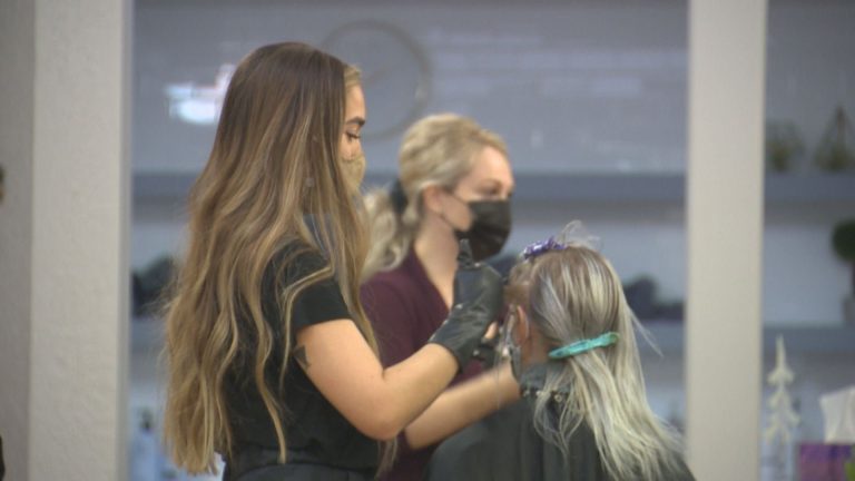 Lethbridge residents rush to get personal services ahead of new COVID-19 restrictions