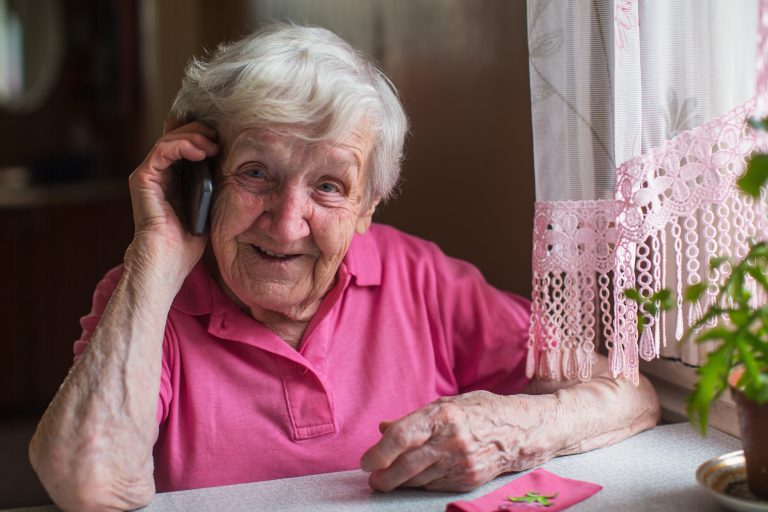 ‘Keep In Touch’ program helping seniors in Lethbridge deal with isolation