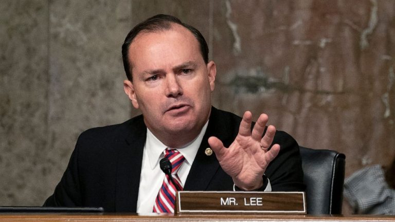 Republican senator blocks Latino, women’s history museums