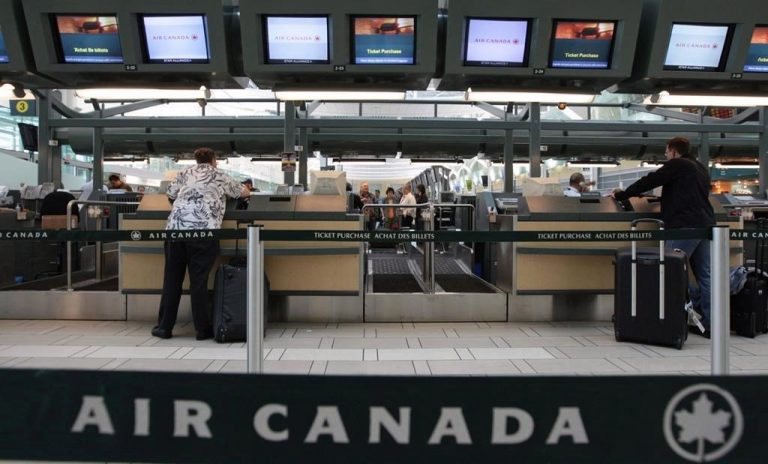 Consumer advocates call for airline refunds amid coronavirus pandemic