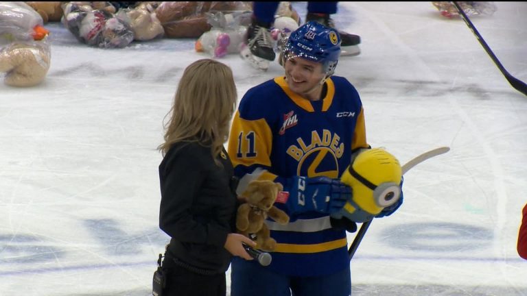 Saskatoon Blades focus on helping out the community for the holidays