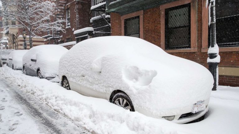 Coldest air of the season hits US, new storm is expected on Christmas week