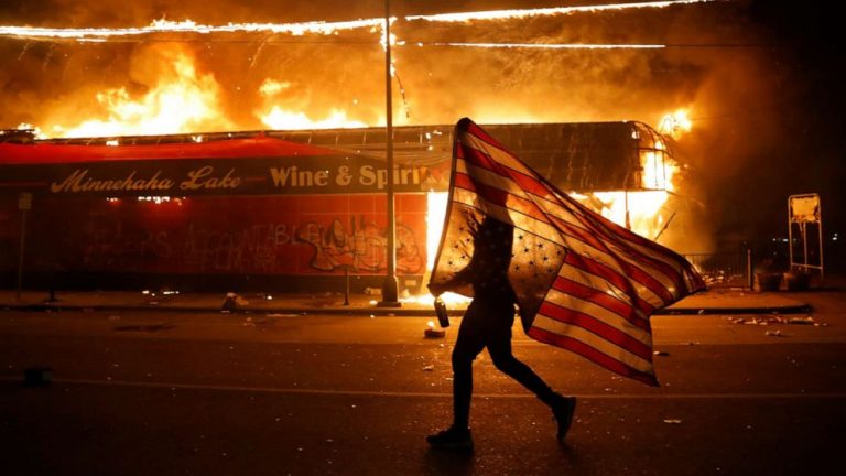 PHOTOS:  Year in Pictures 2020: Dramatic images from an unforgettable year