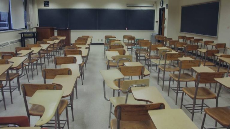 COVID-19 outbreaks declared at 2 schools in Saskatoon, 1 in Prince Albert