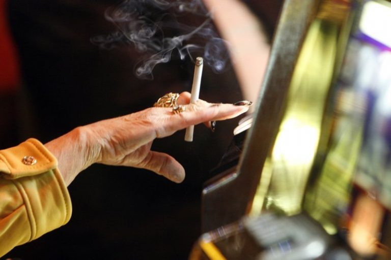 Mayor says Port Coquitlam mulling B.C.’s toughest anti-smoking bylaw