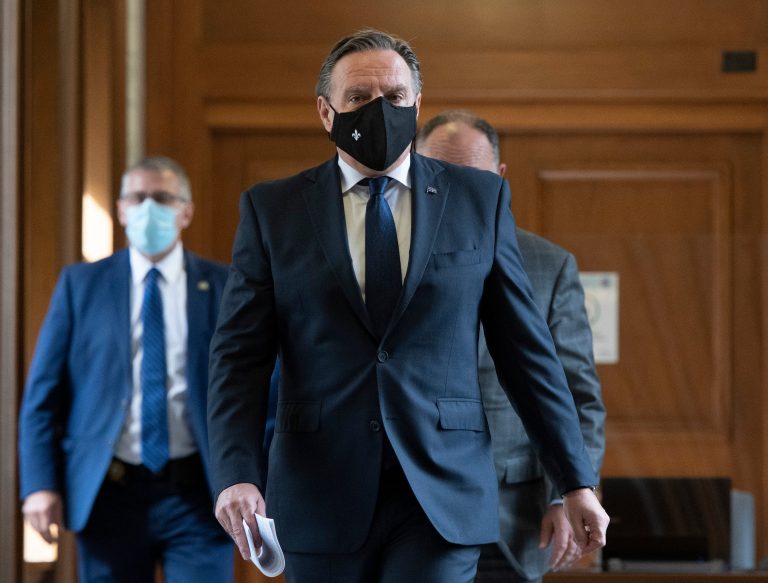 François Legault plans to announce changes to COVID-19 restrictions Tuesday