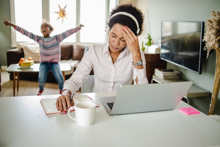 Parents need to change expectations and drop the guilt: experts