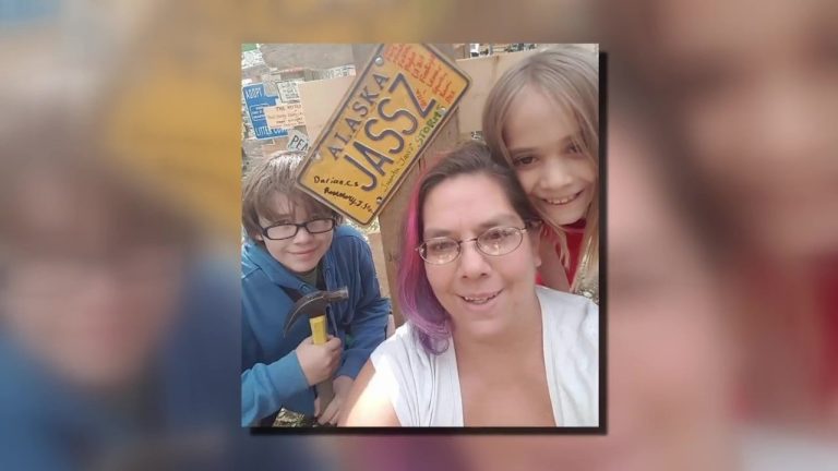 ‘COVID is very real’: Family mourns loss of their 43-year-old mom