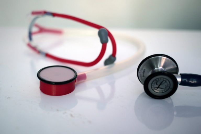 Toronto medical clinic reopens virtually for people without OHIP coverage