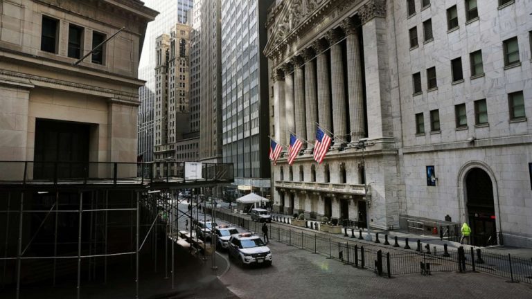SEC ‘closely monitoring’ price volatility of ‘certain stocks’ amid GameStop saga