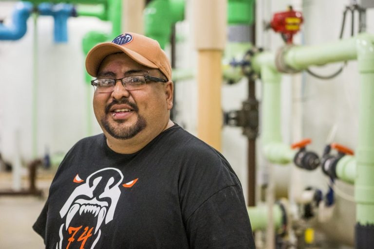 First Nations workers in Saskatchewan sacrifice wages, vacation to run underfunded water systems
