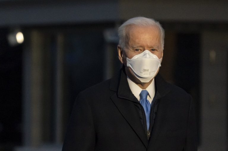 ‘To heal, we must remember’: Biden addresses U.S. as COVID-19 deaths surpass 500K