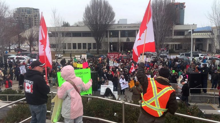Coronavirus: ‘Mega rally’ in Kelowna draws scores of protesters