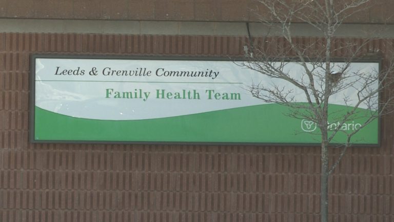 Eastern Ontario health team employees fear lockout: union