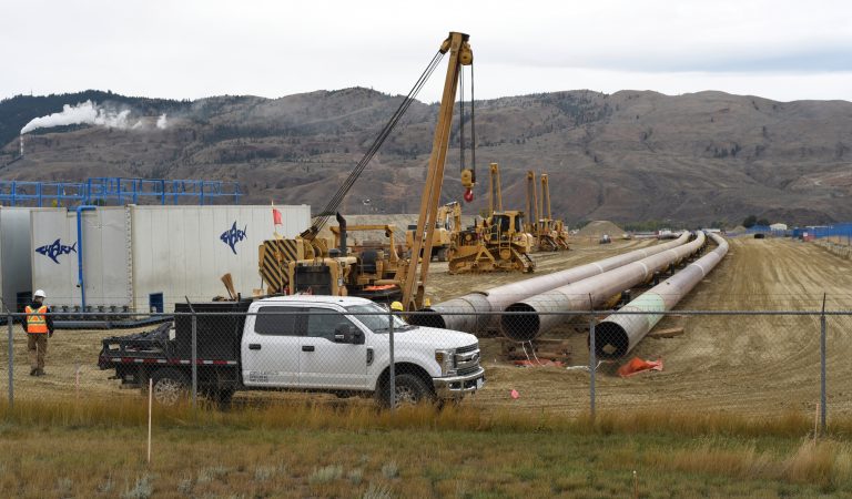 Work on Trans Mountain pipeline resumes after safety review