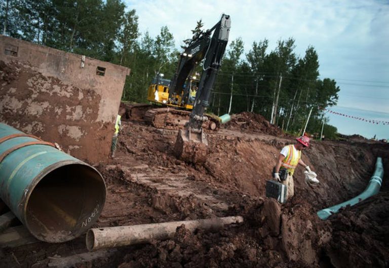 Imperial, Suncor make contingency plans despite ‘low probability’ of Line 5 shutdown